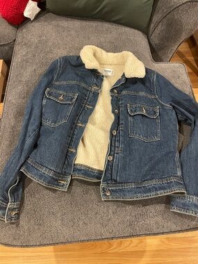 Old Navy Dark Blue Denim Jacket with Cream Sherpa Lining